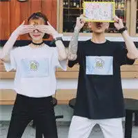 让我们一起笑傲世界超暖韩系情侣头像
